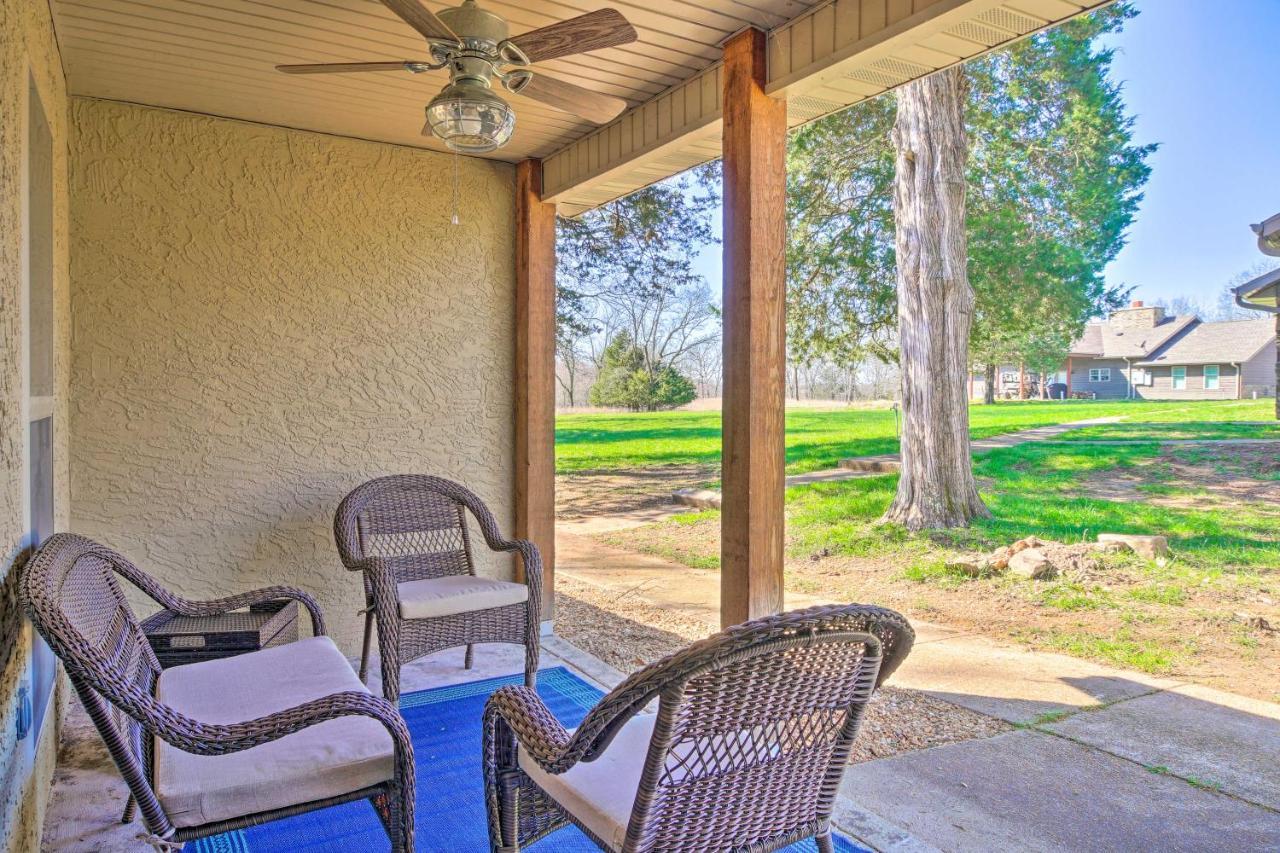 The Cozy Cottage With Lake Taneycomo Access! Branson Esterno foto