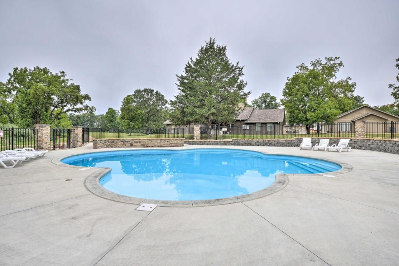 The Cozy Cottage With Lake Taneycomo Access! Branson Esterno foto